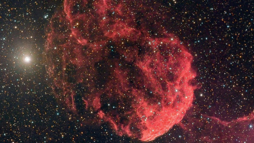 IC 443 è il resto di una supernova osservabile visivamente. Rudolf Dobesberger