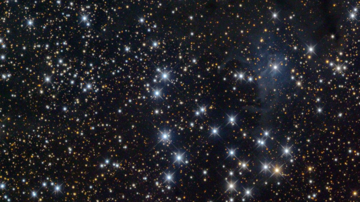 L’ammasso stellare NGC 225, detto “ammasso della barca a vela”, ripreso con un telescopio Intes MK 69 6" con lunghezza focale 900 mm. Günter Kerschhuber