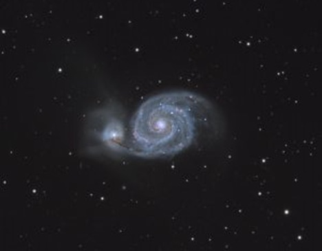 M51 (foto di Mike Behnke, osservatorio di Gelenau, Sassonia)